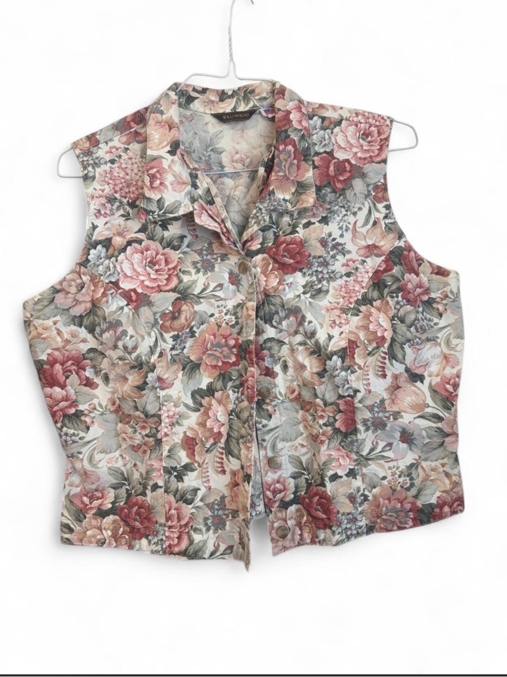 Willowbend Sleeveless Floral Button up Vest